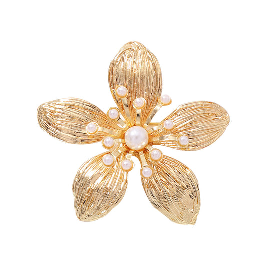 Xunora Women's Gold Flower Pearl Brooch