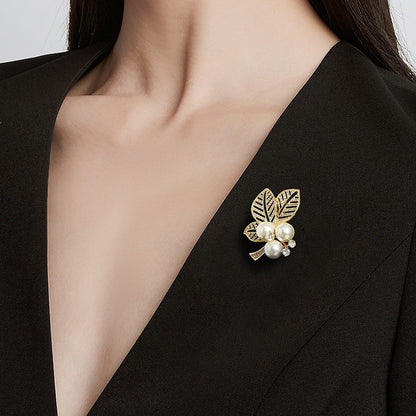 Xunora Pearl Leaf Brooch for Women